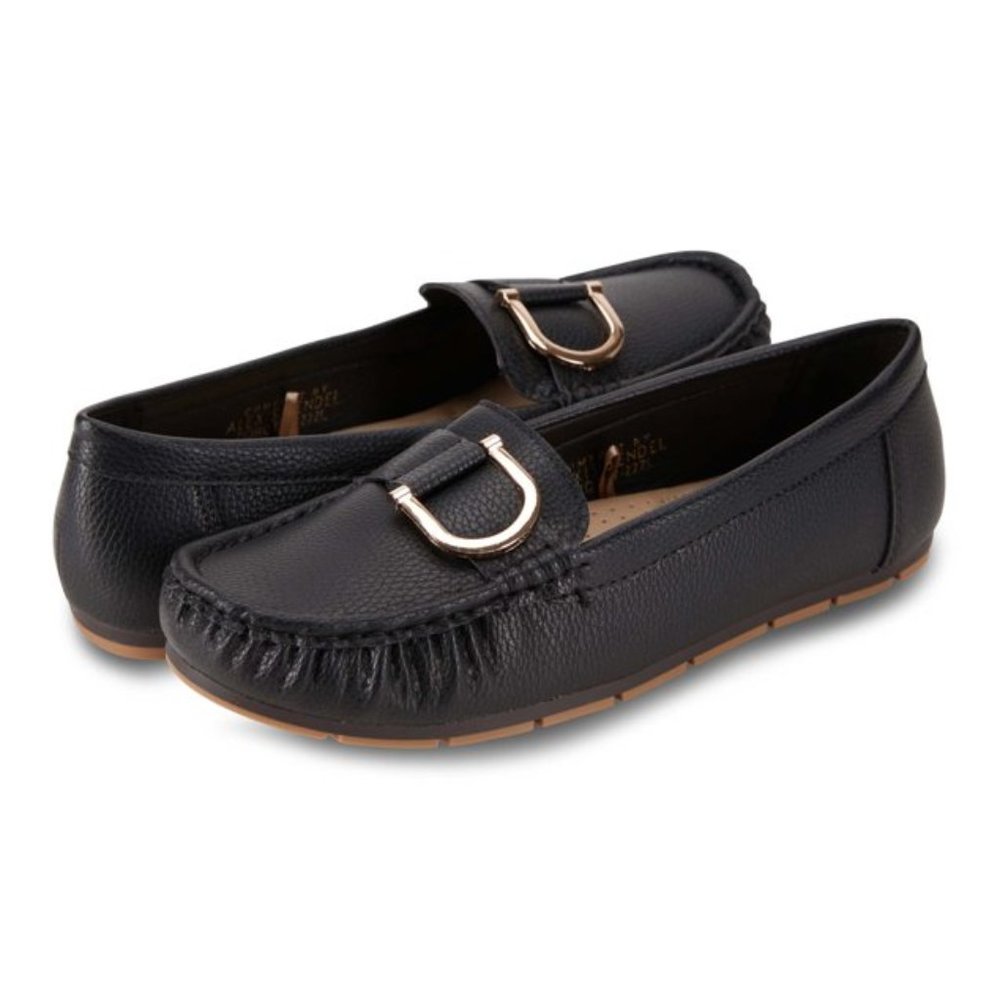 ✨Moving Sale✨Alexis Bendel Slip On Black Loafers Size 8 NWOB